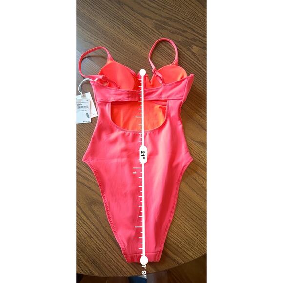 Good American Showoff Underwire One Piece Swimsuit size 1 (XS) - Picture 6 of 11